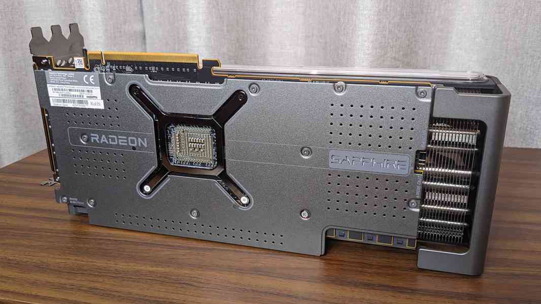 Sapphire NITRO+ AMD Radeon RX 7900 XTX Vapor-X 24GB GDDR6 - foto 3