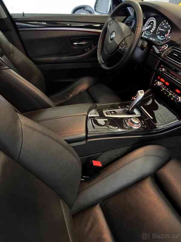 BMW Řada 5 2,0   520 d Touring - foto 29