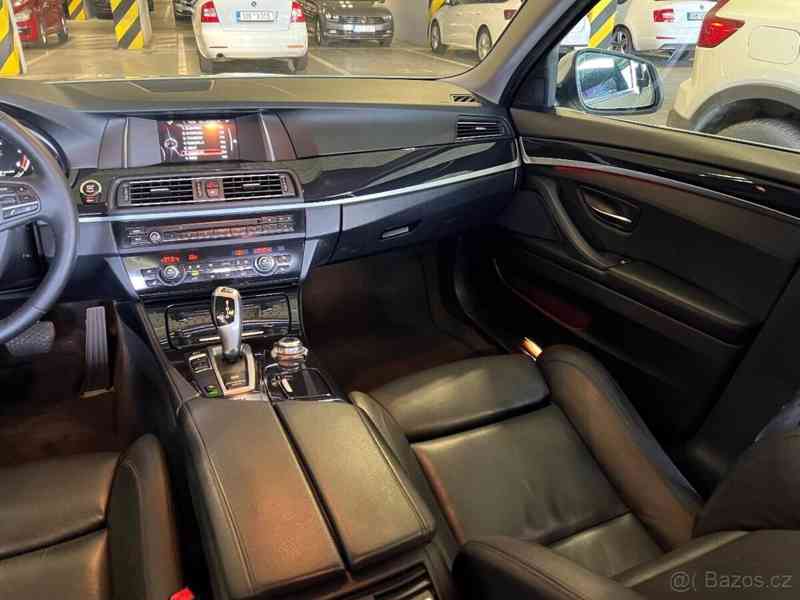 BMW Řada 5 2,0   520 d Touring - foto 14