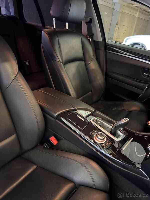 BMW Řada 5 2,0   520 d Touring - foto 9