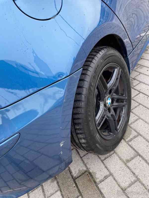 BMW Řada 1 2,0 E87 120i 110kw - foto 15