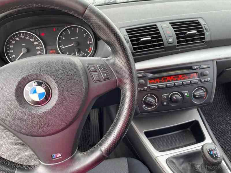 BMW Řada 1 2,0 E87 120i 110kw - foto 13