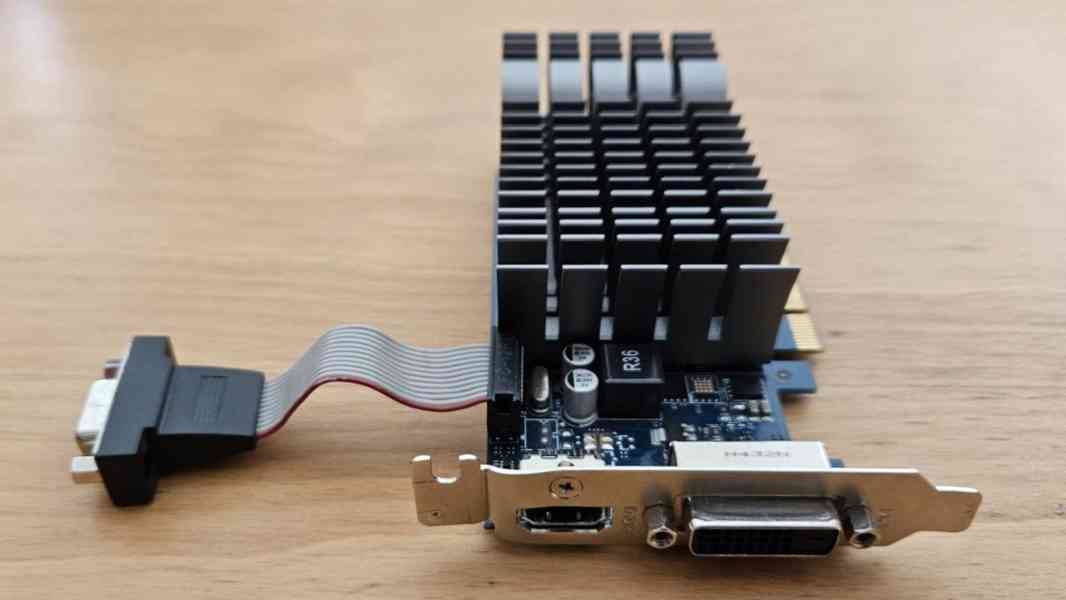 ASUS GeForce GT 730 2GB EVO low-profile - pasivně chlazená - foto 2