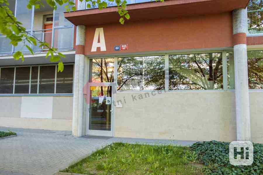 Pronájem bytu 2+kk, 51m2, Praha - Kamýk, ul. Mariánská(poblíž Novodvorské), garážové stání a balkón - foto 19