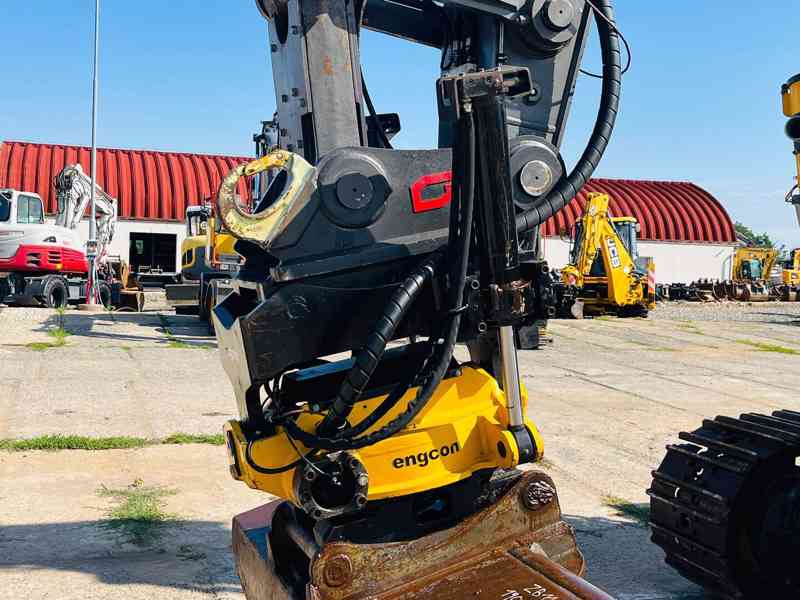 Pásové rypadlo Volvo EC300EL (Možnost leasingu) - foto 9