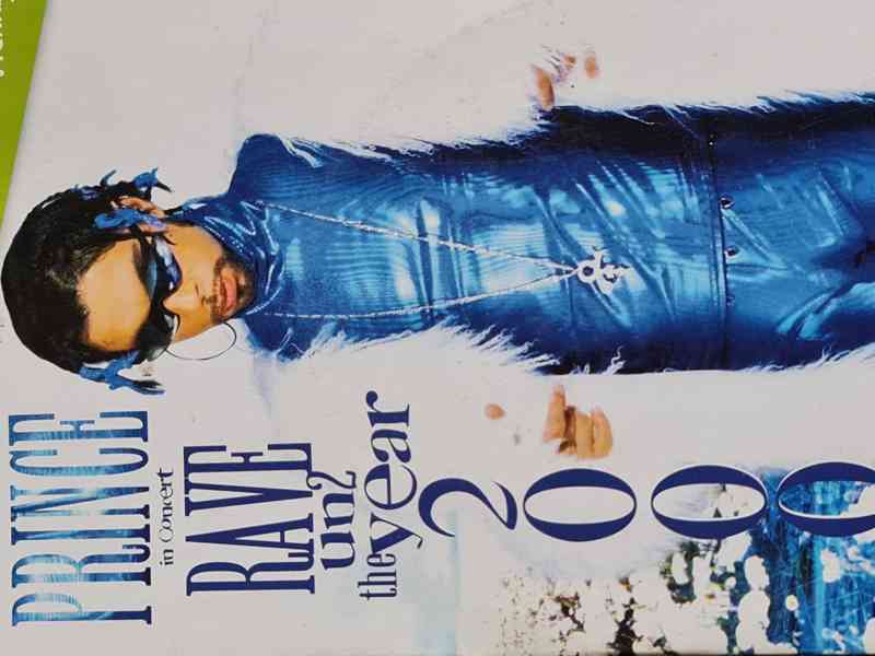 DVD - PRINCE / Rave Un2 In Year 2000 - foto 1