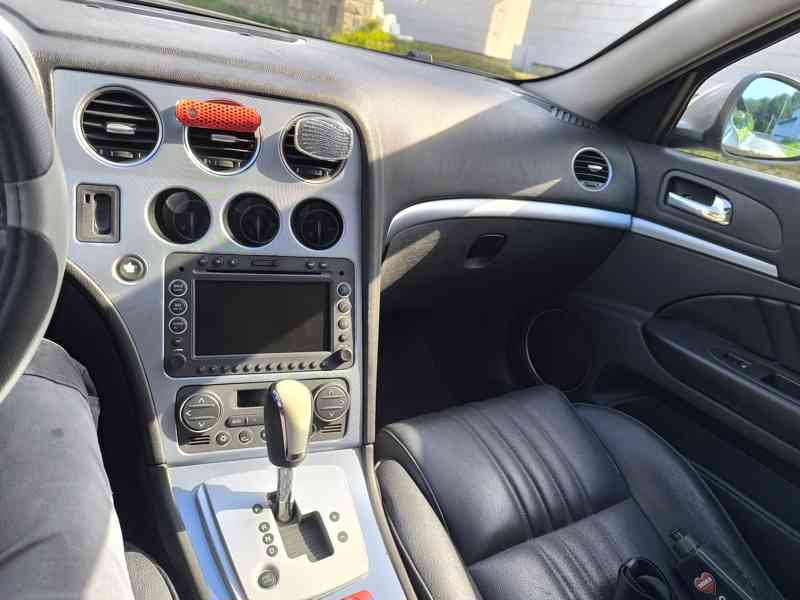 Alfa romeo 159 2.4 jtdm 147 kW - foto 9