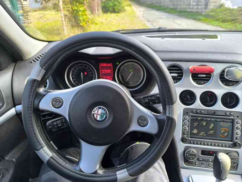 Alfa romeo 159 2.4 jtdm 147 kW - foto 11