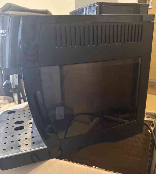 Kavovar Delonghi - foto 5