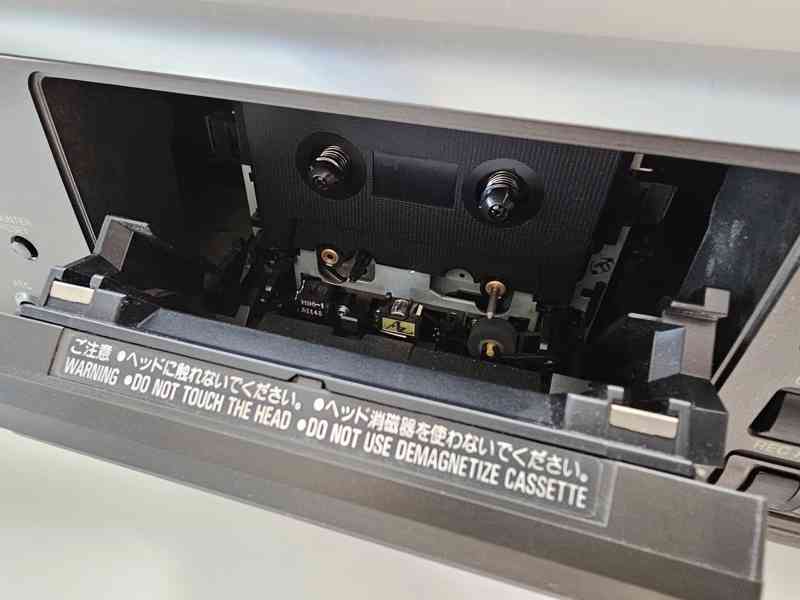 STEREOFONNÍ KAZETOVÝ MAGNETOFON TECHNICS RS-AZ6 - foto 3