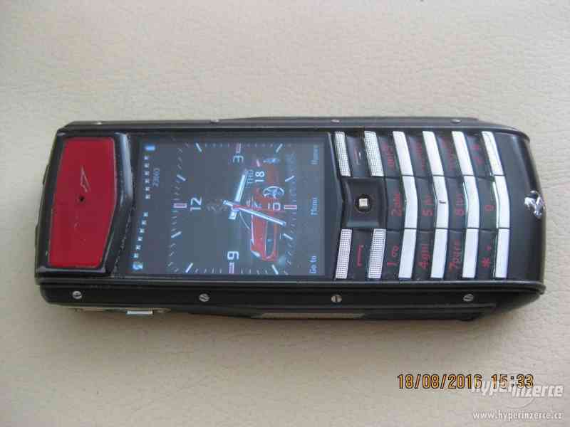 Mobilní telefony Nokia, Motorola, LG atd...do sbírky od 10Kč - foto 1