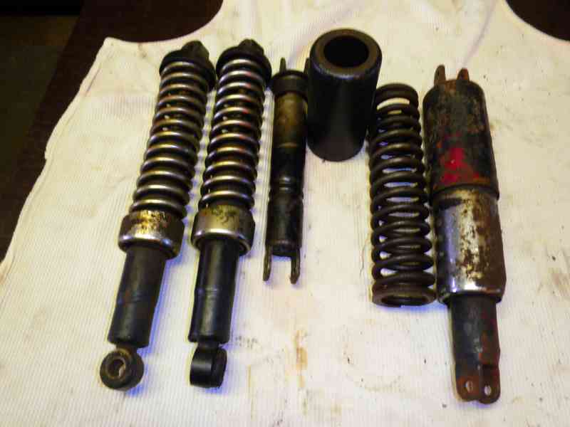 Různé díly na motorku - foto 7