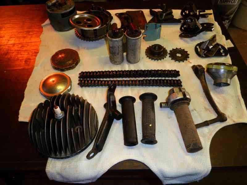 Různé díly na motorku - foto 3