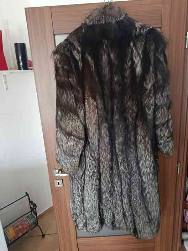 Kožich, stříbrná liška  - foto 3