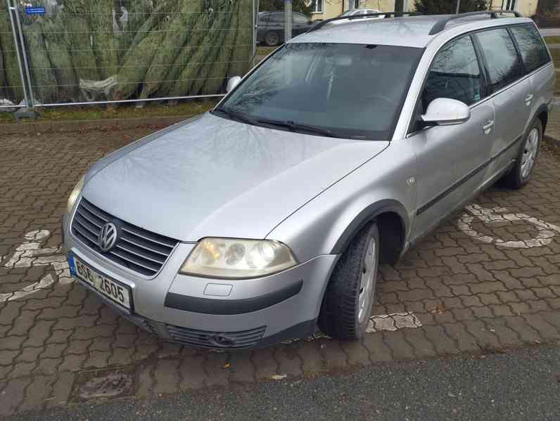 VW Passat 1.9 TDI combi - foto 2