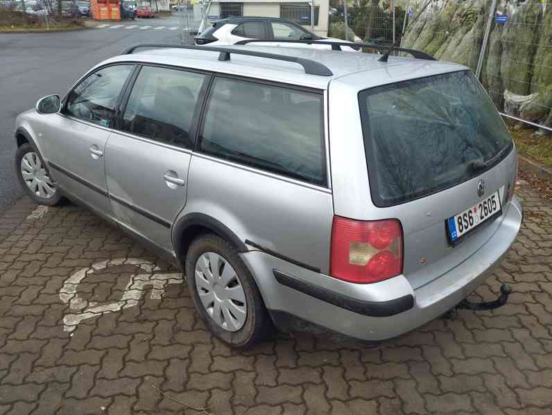 VW Passat 1.9 TDI combi - foto 1