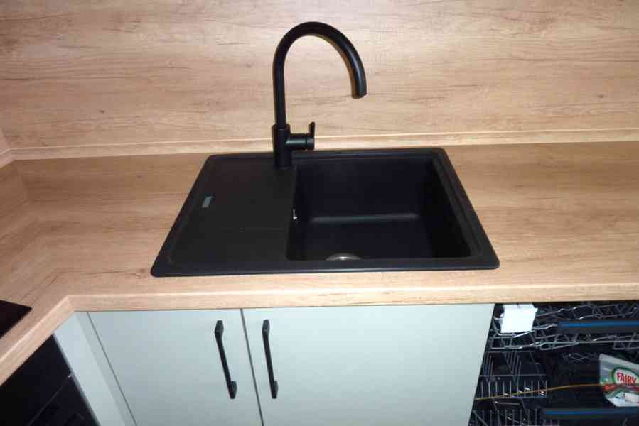 Pronájem bytu 2+kk, 81m2 Brno, Nové sady, parkovací místo - foto 9