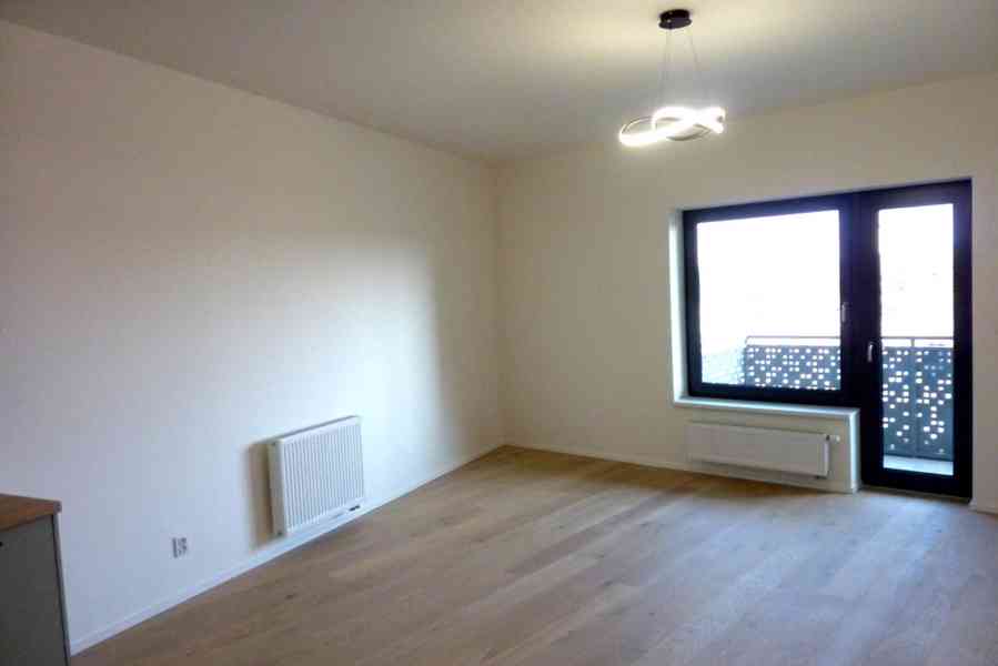 Pronájem bytu 2+kk, 81m2 Brno, Nové sady, parkovací místo - foto 12