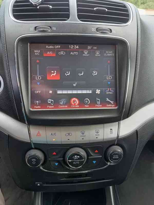 Prodám Fiat Freemont - foto 9