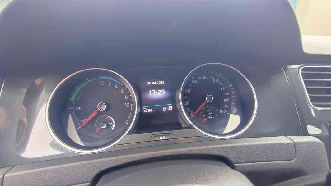 VW E-golf,100kw,původČR,DPH,garáž.,nehavar.,tovární záruka - foto 10