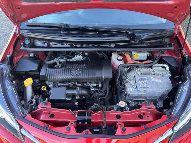 Toyota Yaris 1.5 Hybrid 74kW/Serv.Kniha/1MAJ - foto 9