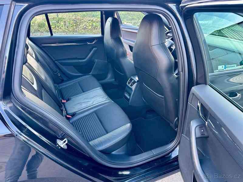 Škoda Octavia 2,0   3 RS TSI - foto 3