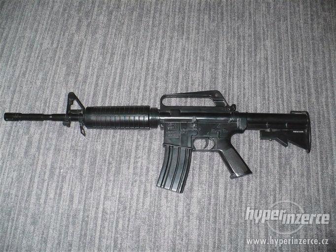 M16A4 - foto 1
