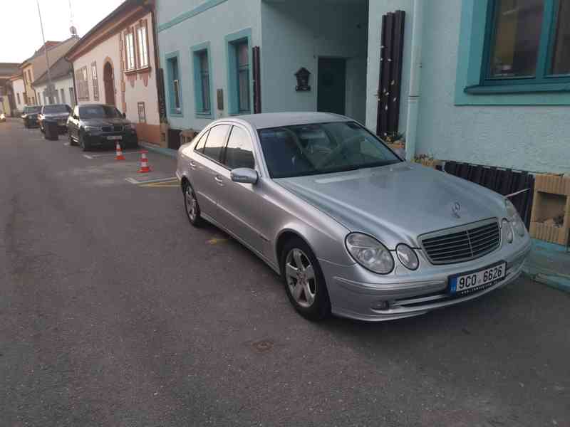 Mercedes Benz E280 CDI - foto 2