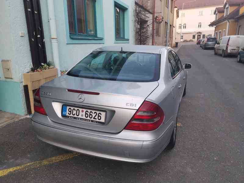 Mercedes Benz E280 CDI - foto 4