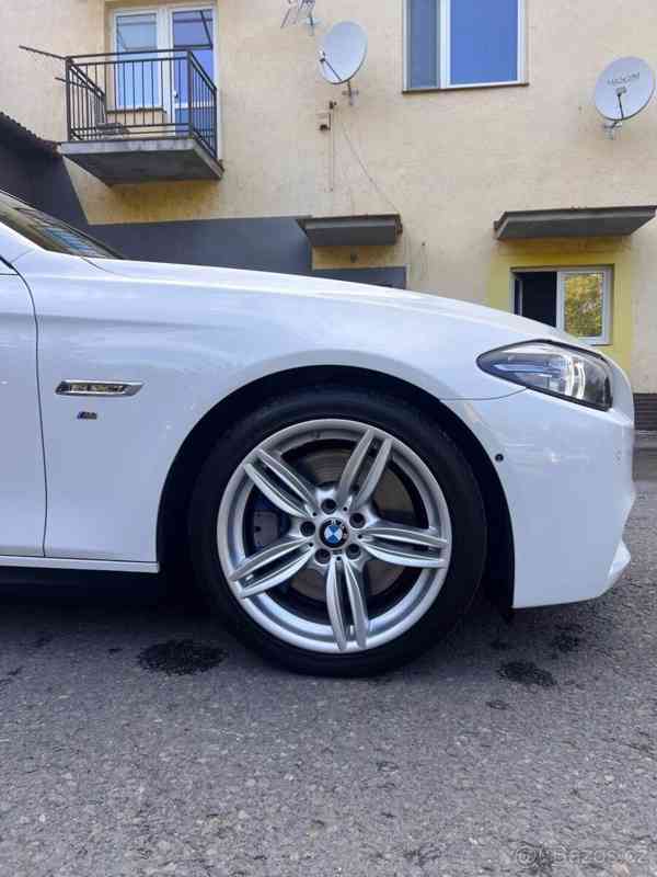BMW Řada 5 F11 M550d 280kw - foto 18