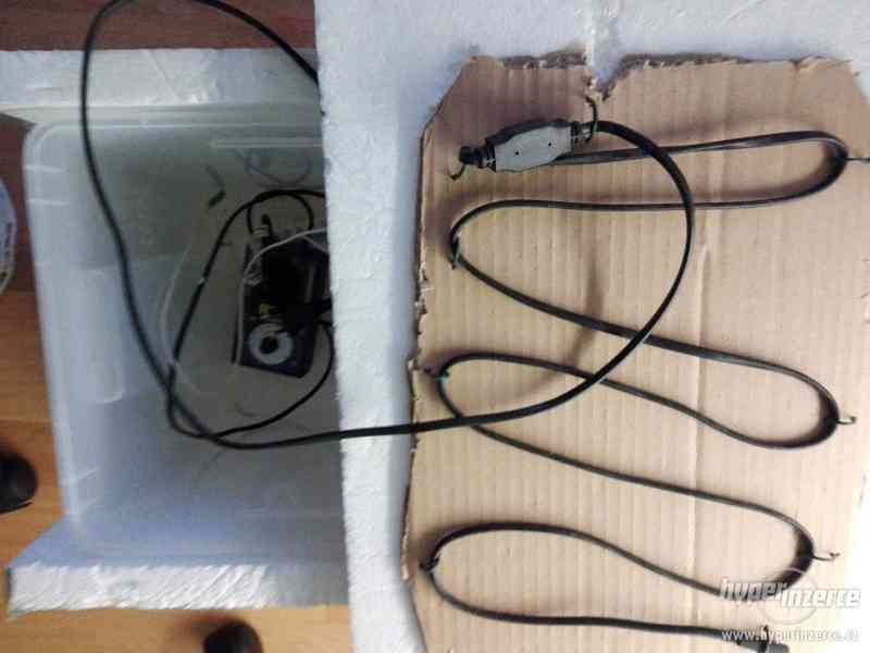 Líheň pro plazy - termostat - foto 2