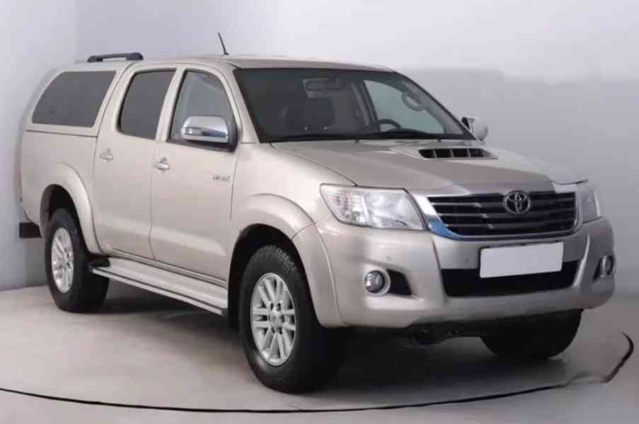 Toyota Hilux 3,0D-4D Aut. Executive 126kw - foto 13