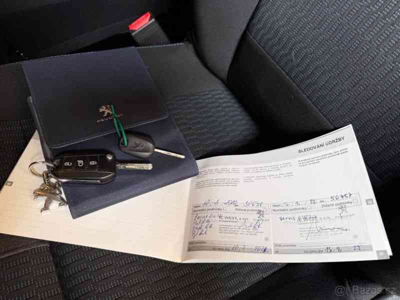 Peugeot Traveller 2,0 110 Kw 1.maj. 8 míst NAVI - foto 20