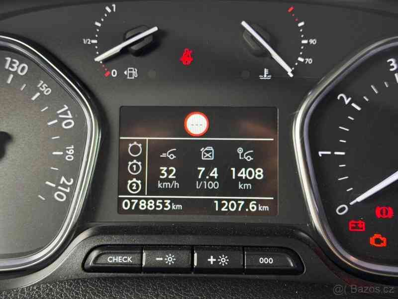 Peugeot Traveller 2,0 110 Kw 1.maj. 8 míst NAVI - foto 11