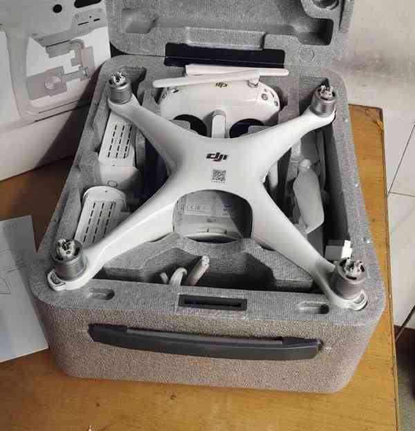 Objednejte si DJI Phantom 4 Pro+ PLUS V2.0 20MP/4K dron pro 