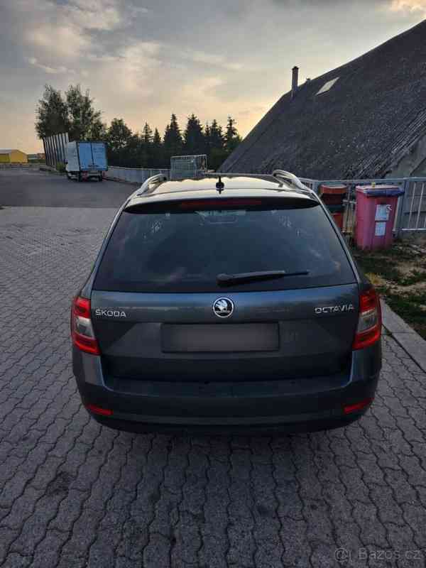 Škoda Octavia 1,6   Prodej - foto 2