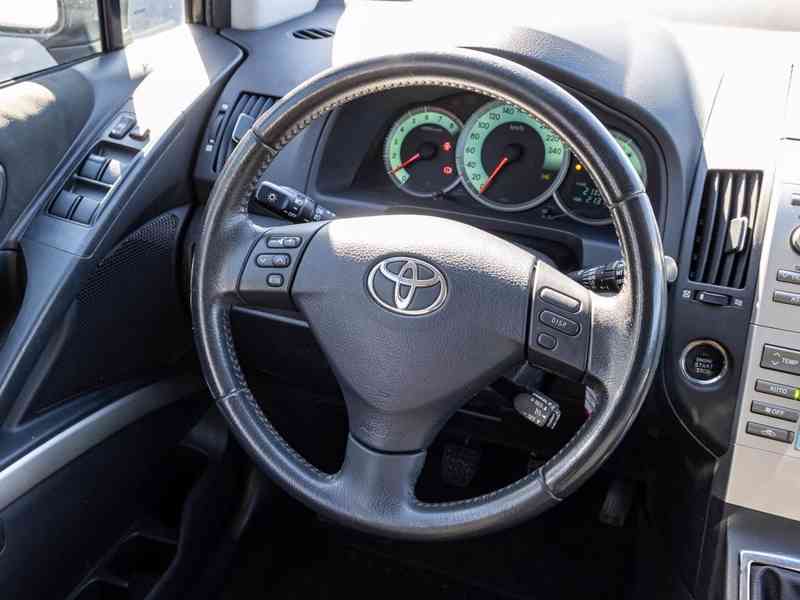 Toyota Corolla Verso 1.8 VVT-i Sol benzín 95kw - foto 5
