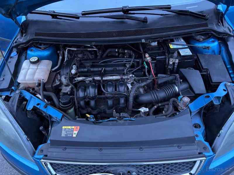 Ford Focus 1,6 - foto 13