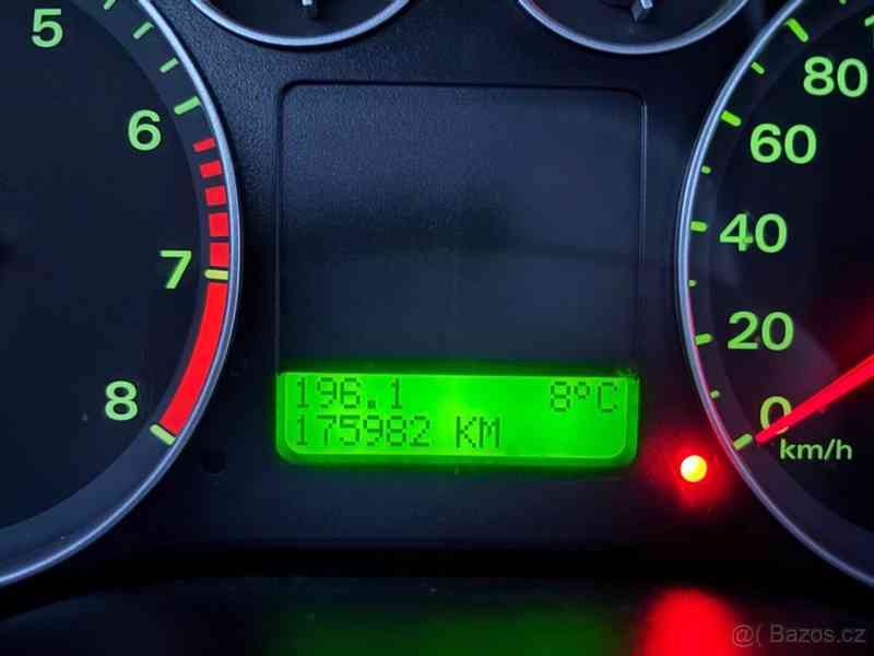 Ford Focus 1,6 - foto 18