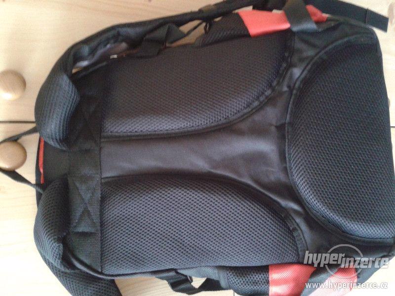Perfektní praktický sportovní batoh - foto 3