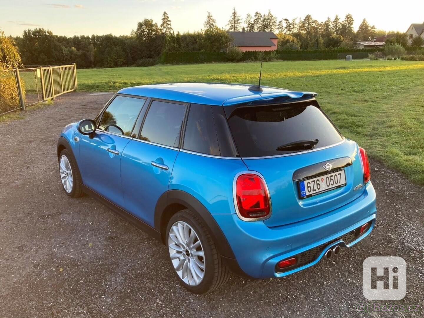 Mini Cooper 2,0   S F55, 5 dveřové - foto 1