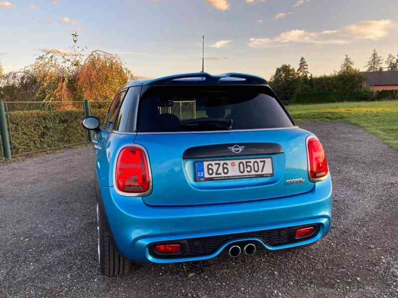 Mini Cooper 2,0 S F55, 5 dveřové - foto 8