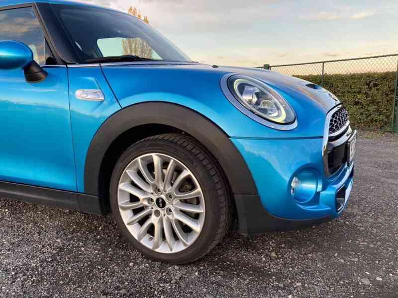 Mini Cooper 2,0 S F55, 5 dveřové - foto 6