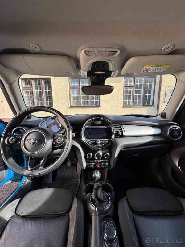 Mini Cooper 2,0 S F55, 5 dveřové - foto 14