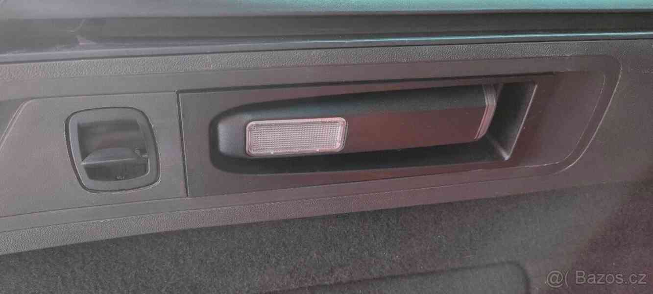 Citroën C5 2,0   HDI, 120KW, Executive, 12/2012 - foto 15