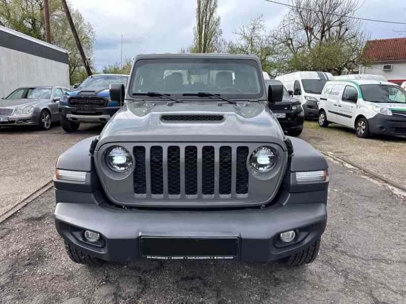 Jeep Gladiator Sport 4x4 3.0 Nafta 194kw - foto 11