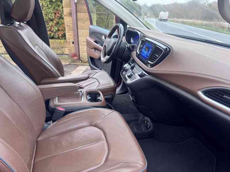 Chrysler Pacifica 3,6 Limited Radar Navi LPG 2017 - foto 11