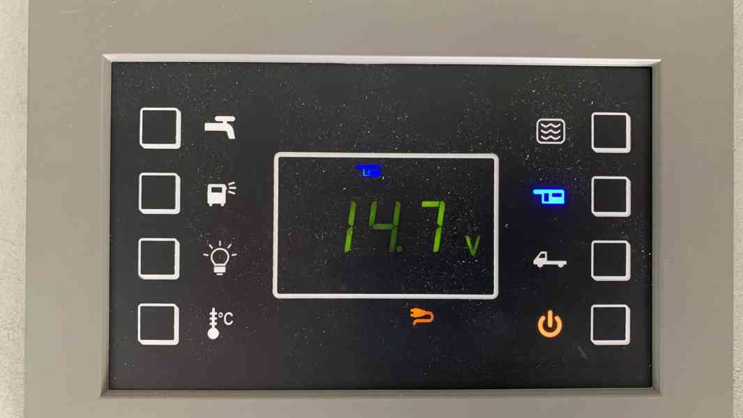 Obytný vůz Elnagh Baron 65 - foto 14