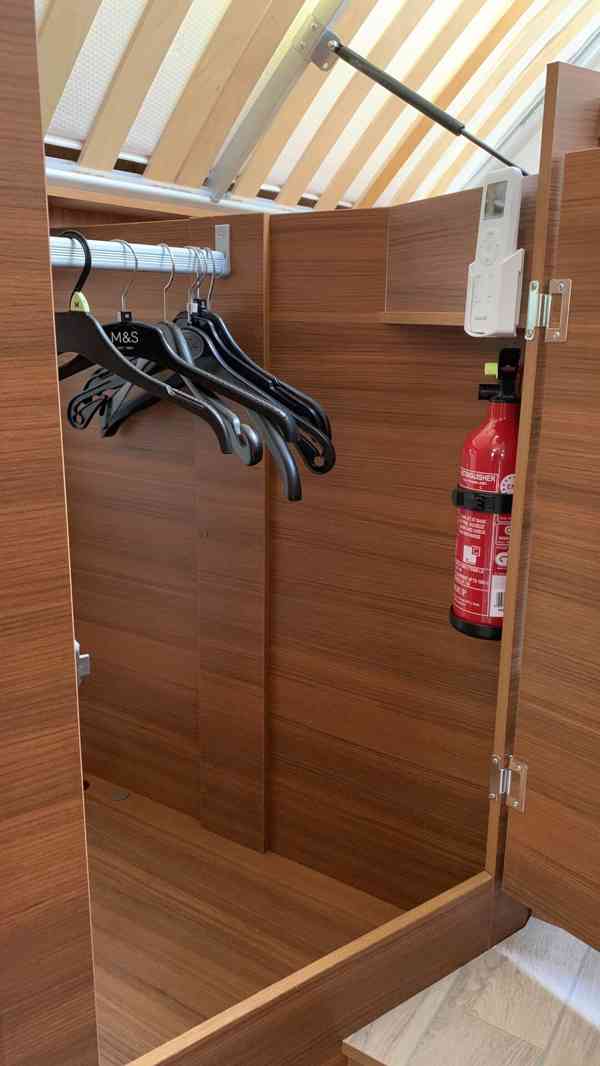 Obytný vůz Elnagh Baron 65 - foto 16