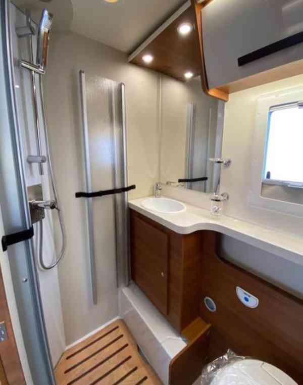 Obytný vůz Elnagh Baron 65 - foto 38